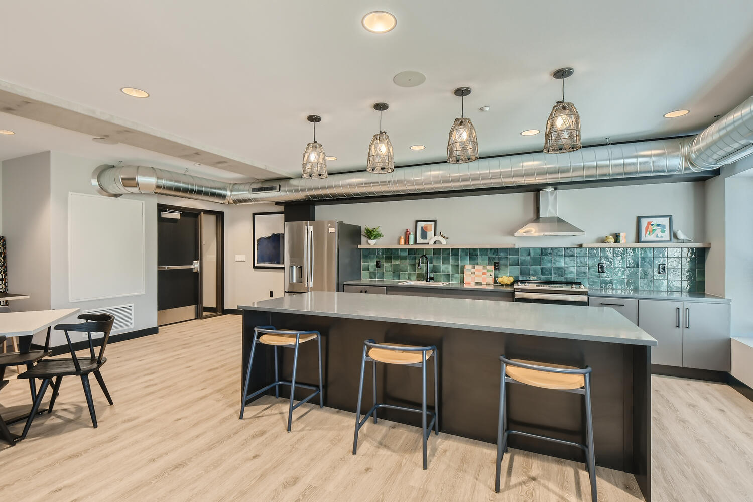 1820 West Broadway Avenue-large-017-014-Club Room-1500x1000-72dpi 1820 West Broadway Avenue-large-017-014-Club Room-1500x1000-72dpi